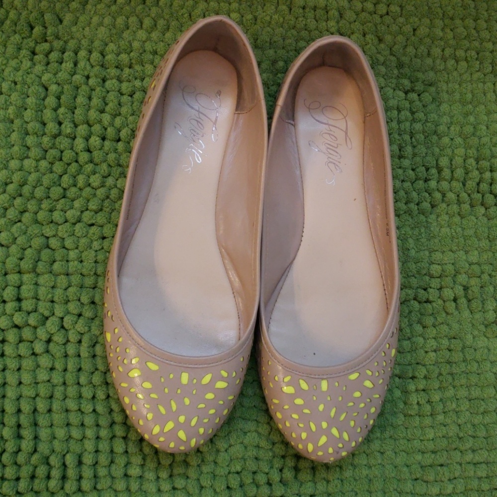 Fergie Flat Nude leather and Neon